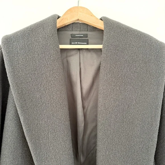 Mid-length wool coat - Picture 3 of 8